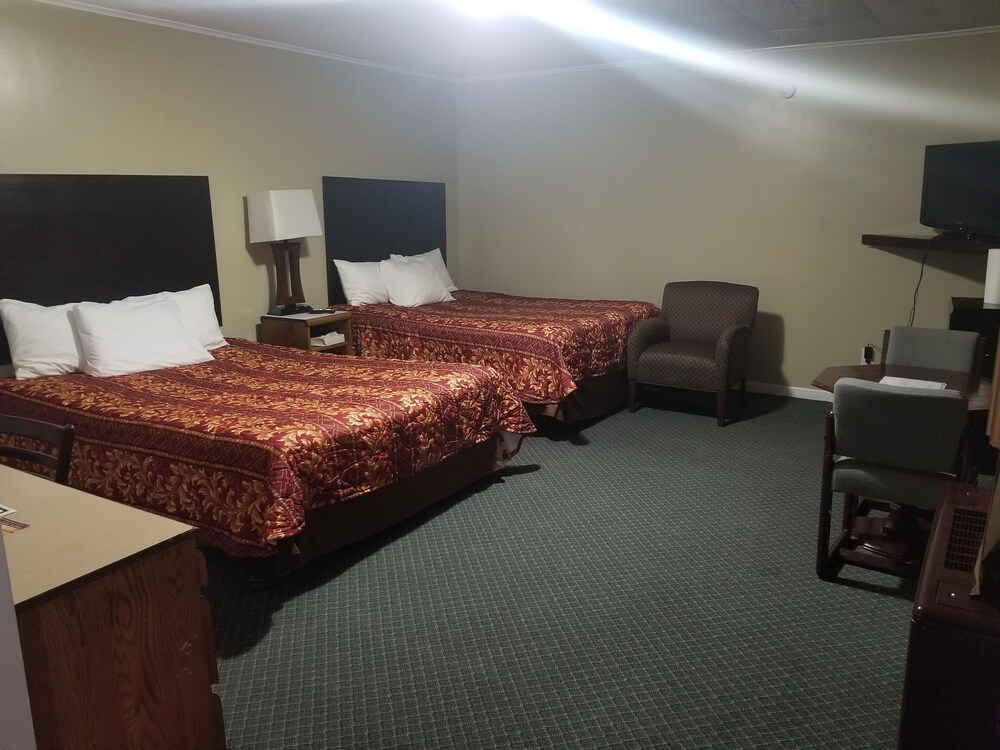 Fiesta City Motel - photo 21