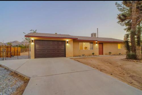 Grand Desert Oasis Spa A Location Jt Park — Joshua Tree