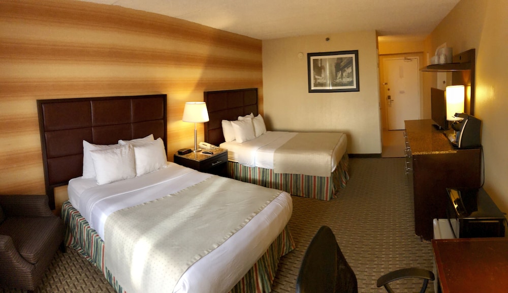 E Hotel Banquet & Conference Center - photo 12