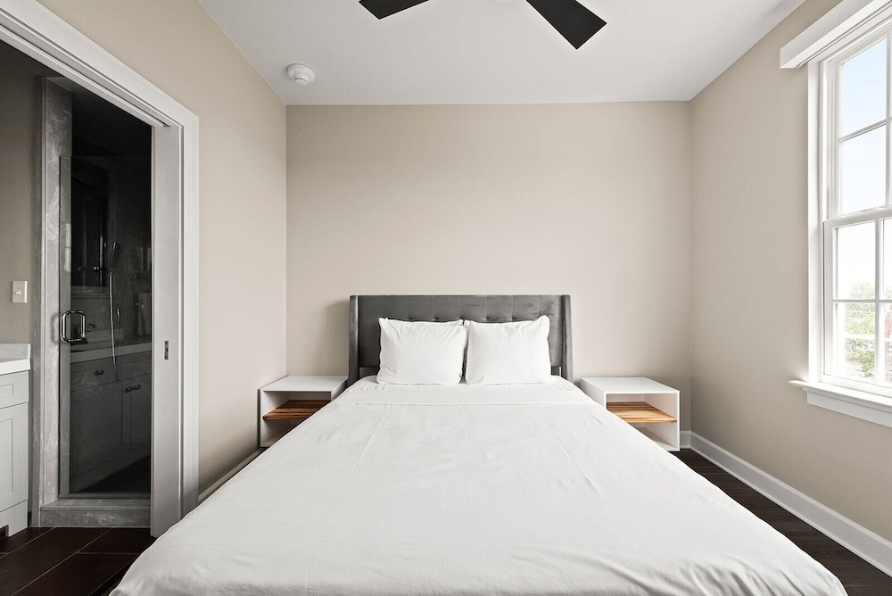 Holy Angels Bywater Hotel and Residences - photo 19