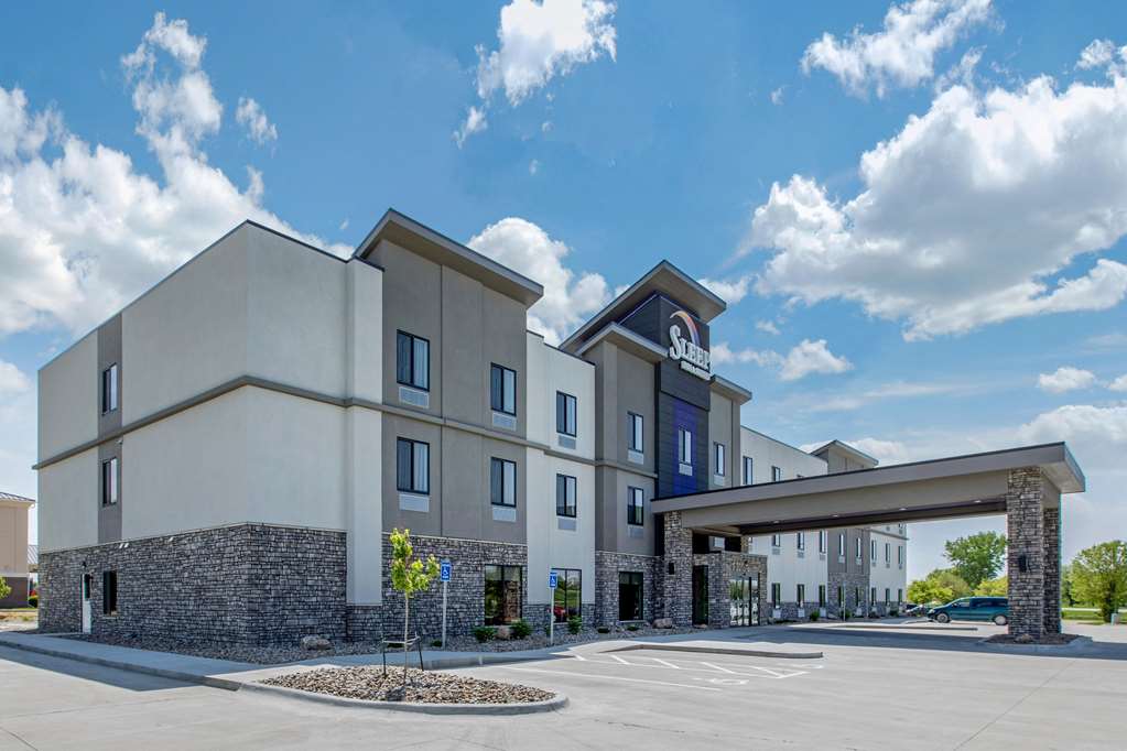 Sleep Inn & Suites Ankeny Des Moines - photo 2