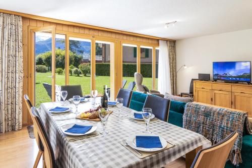 Chalet Aquila 2 — 5-Star Luxury Hotel in Lauterbrunnen, Switzerland