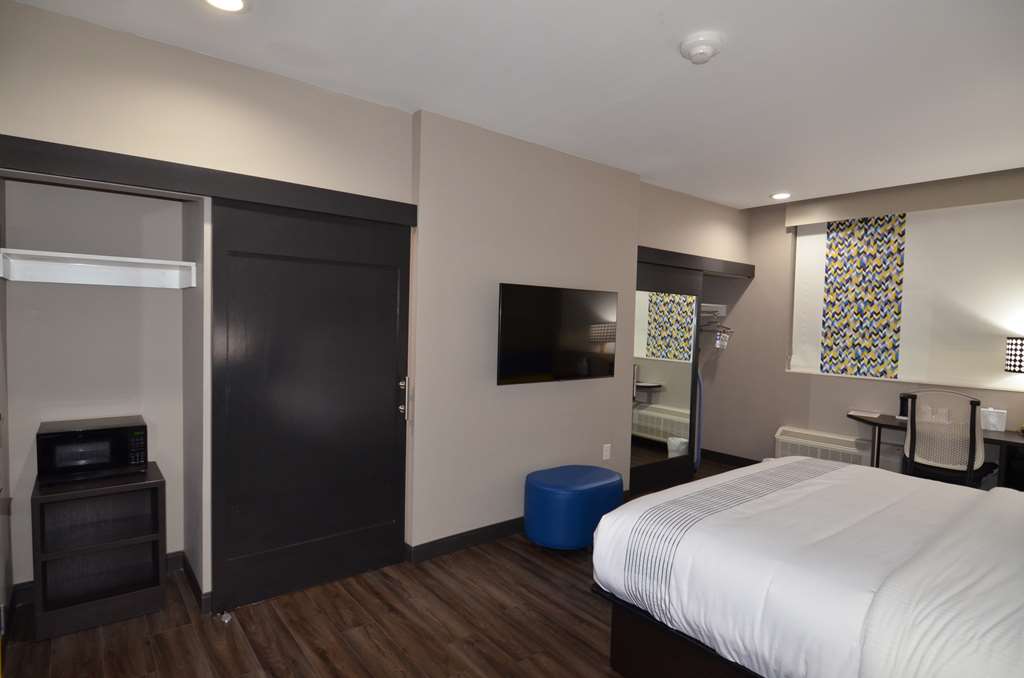 GLō Best Western Enid OK Downtown Convention Center Hotel - photo 15