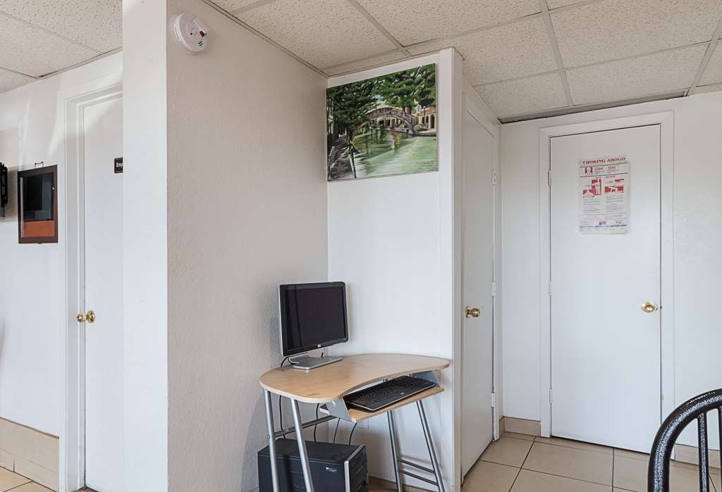 Motel 6 San Antonio TX I10 West - photo 34