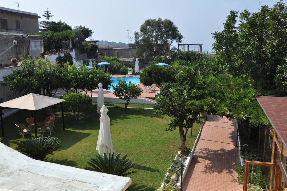 Hotel Savoia - carbon neutral hotel in Procida