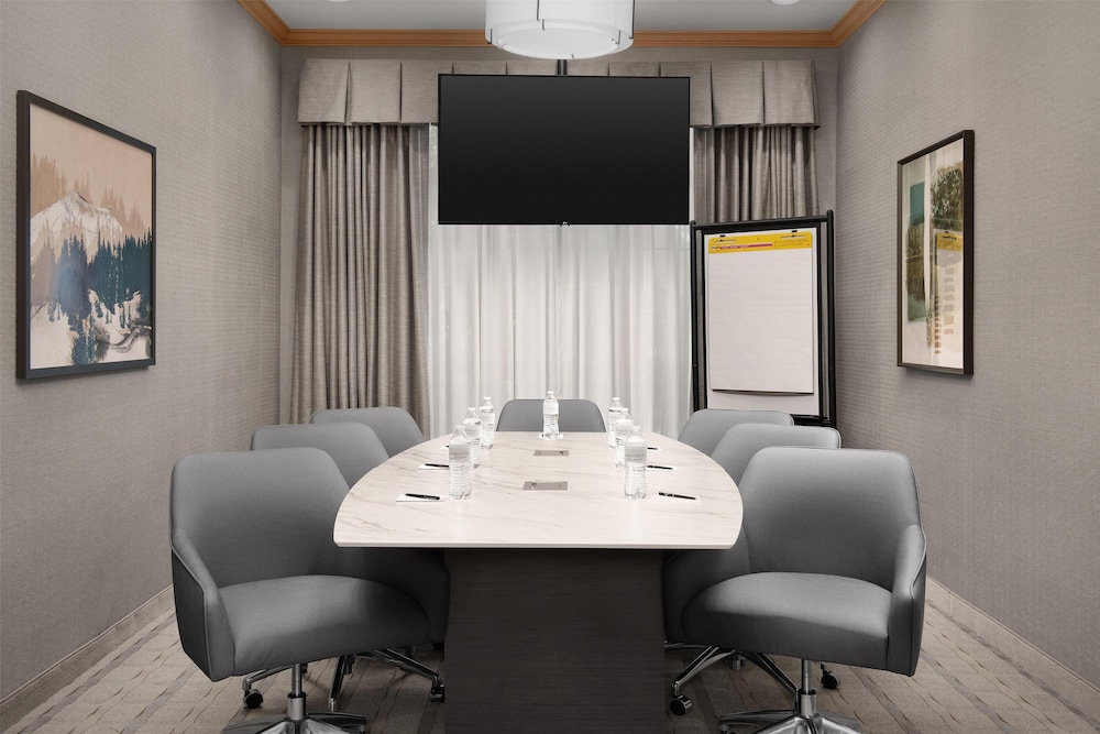 Homewood Suites by Hilton Vancouver Portland - photo 34