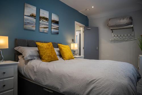 Castle view apartments flat two