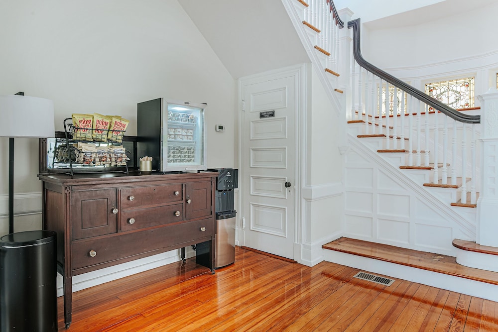 The Historic Berkeley Place - photo 125