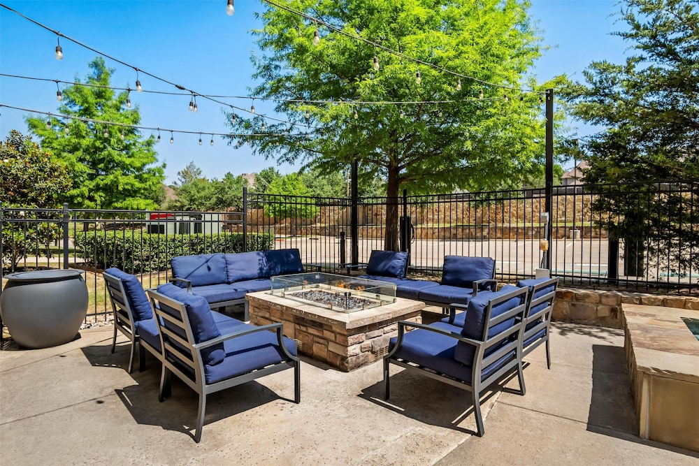 Hampton Inn & Suites Trophy Club Fort Worth North - photo 37