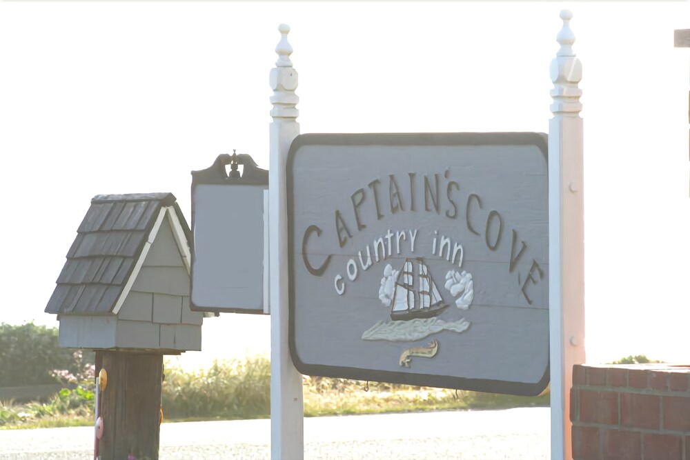Captains Cove Inn - photo 23