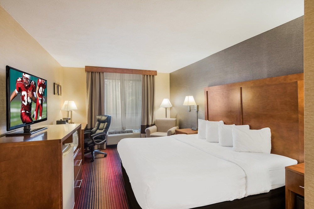 Red Roof Inn Fairfield - photo 15