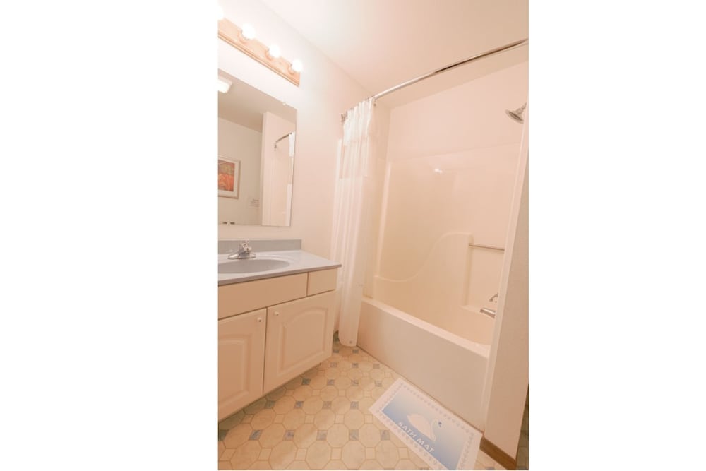 Harlan Inn and Suites - photo 50