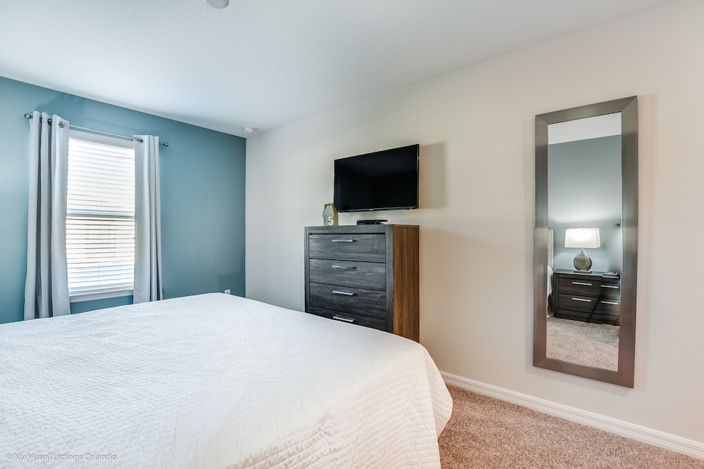 Resort Community Town Home with Pool - photo 7