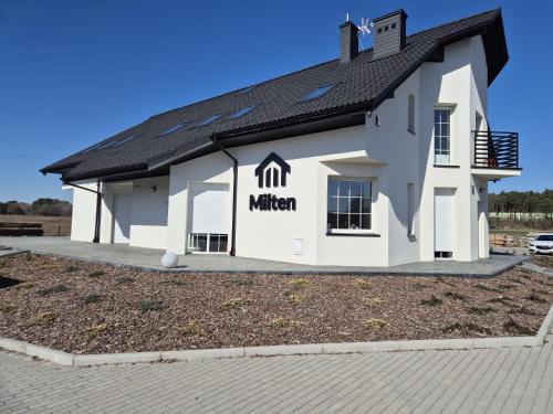 Milten Pniów — hotel in Torzym