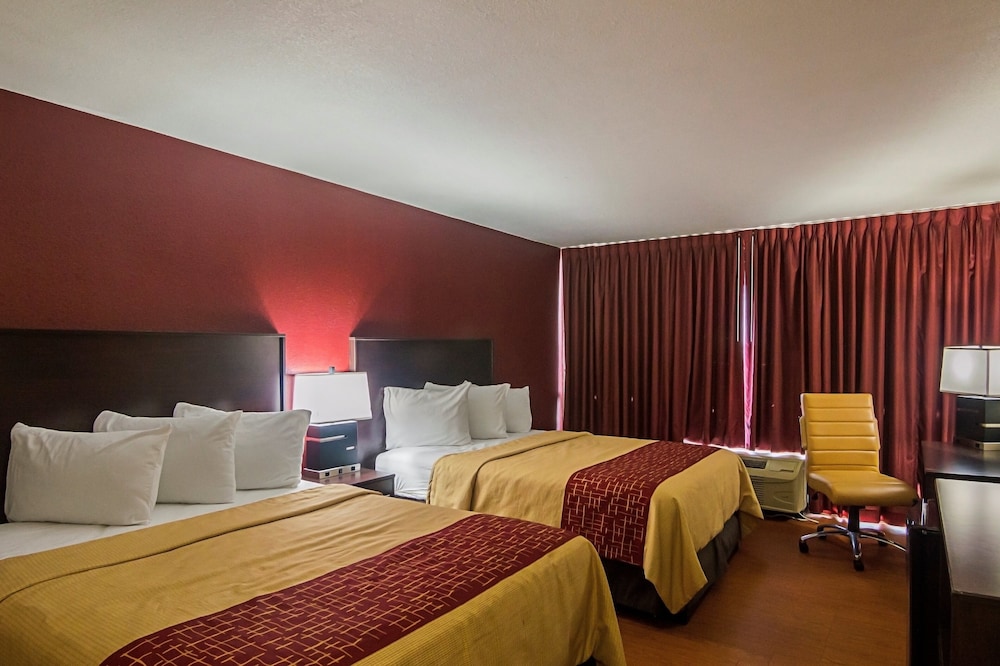 Red Roof Inn Lubbock - photo 10