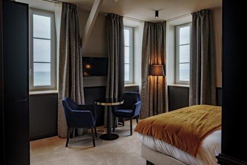 Hotel de la Plage — hotel in Lion-Sur-Mer