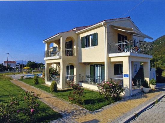 Ifigeneia — 4-Star Luxury Hotel in Sami, Greece