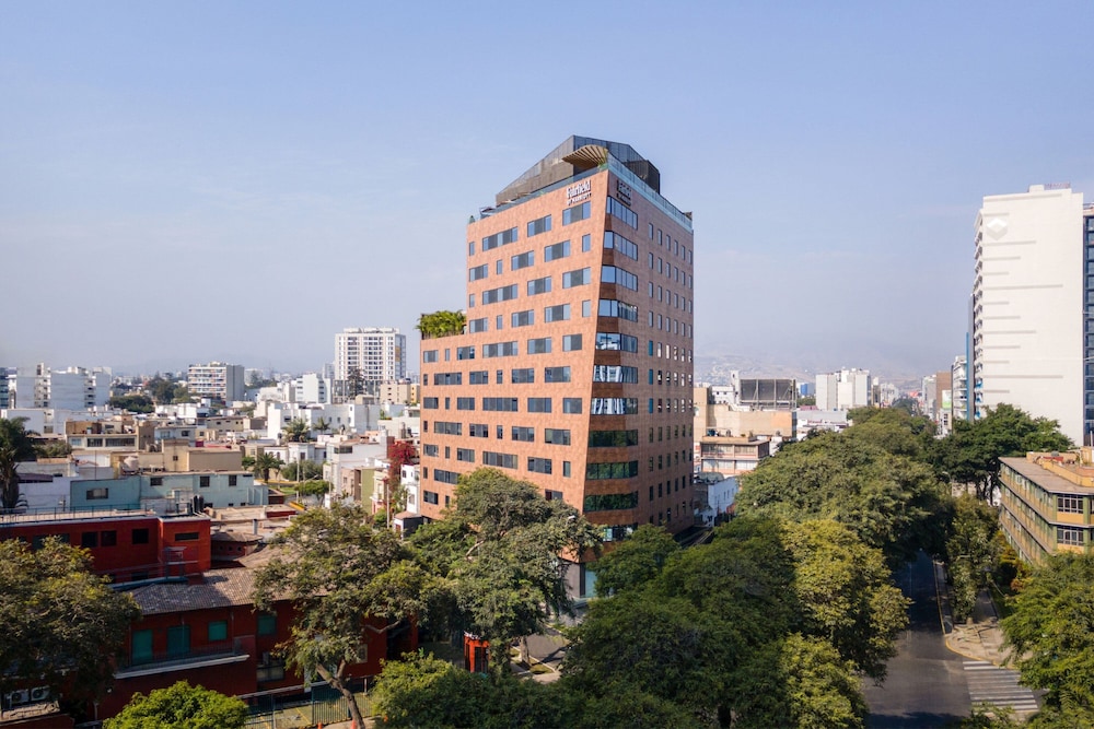 Fairfield by Marriott Lima Miraflores — 4-Star Luxury Hotel in Lima, Peru