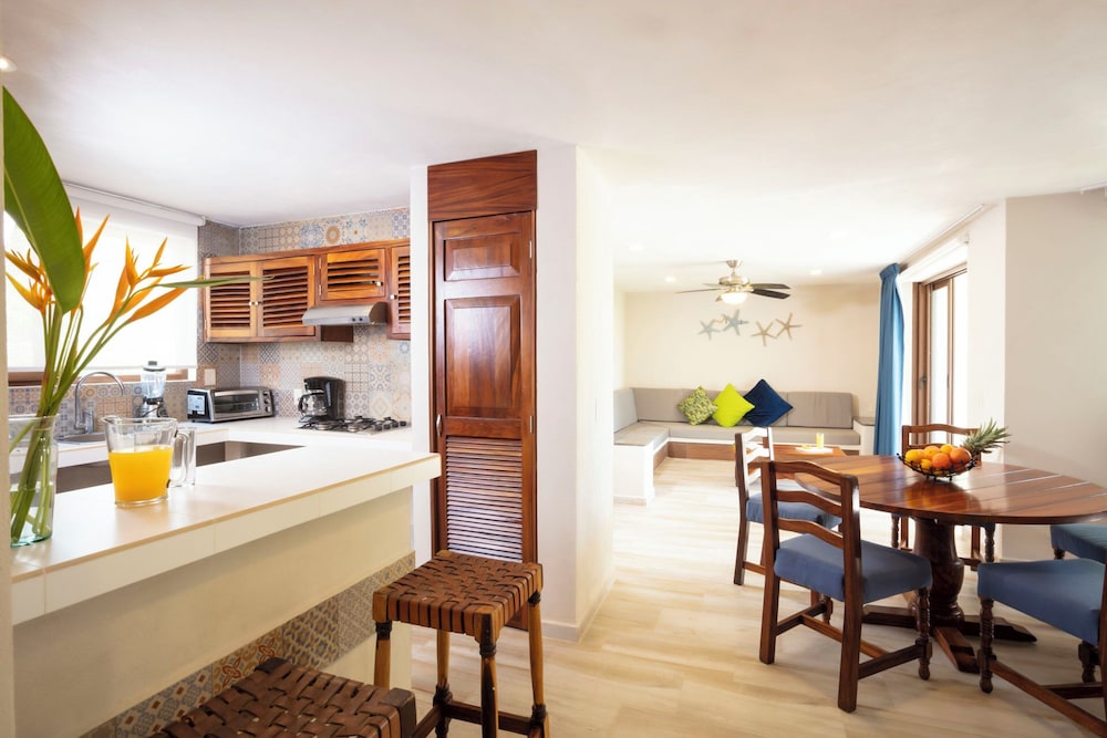 Vista Vallarta All Suites on the Beach