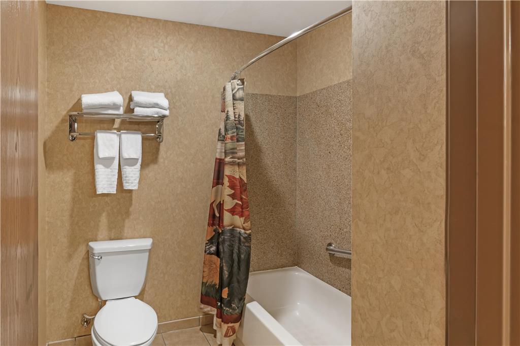 Best Western Plus Kelly Inn & Suites - photo 67