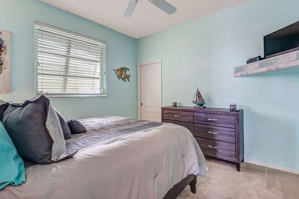 833 Monticello Ct - photo 3