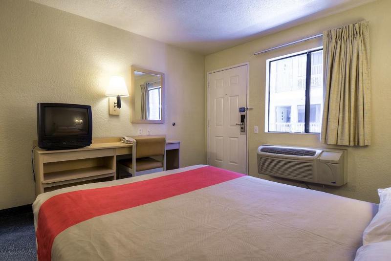 Beachside Inn Motel - photo 8