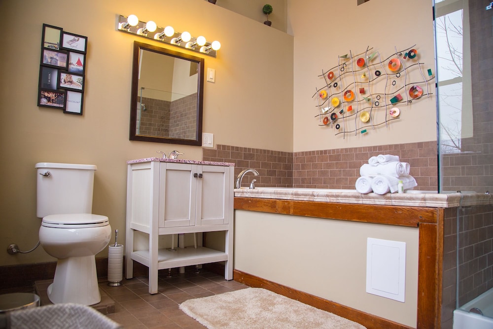 School 31 Lofts at Colors Studios - photo 155