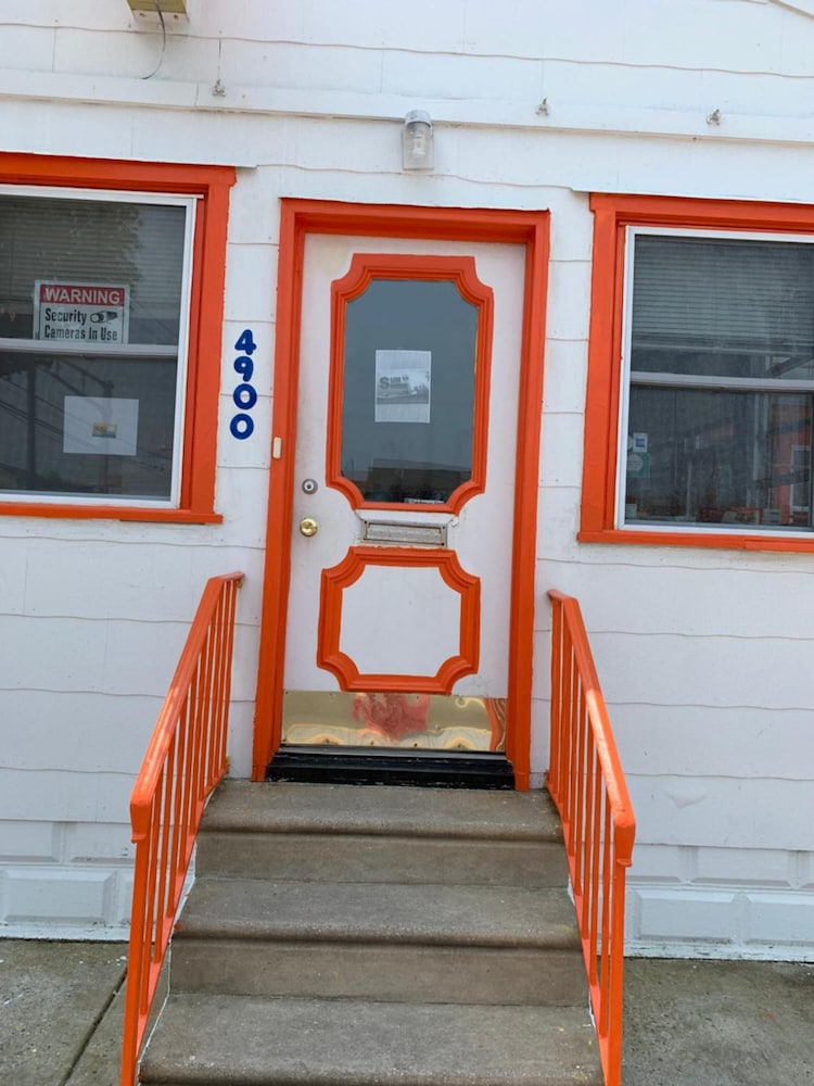 Sunshine Motel - photo 41