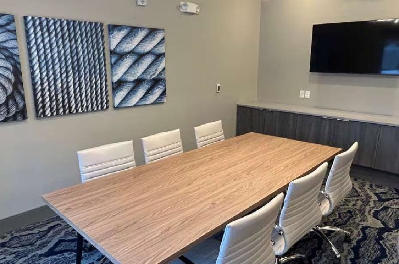 Best Western Plus Marquette Hotel Suites - photo 63