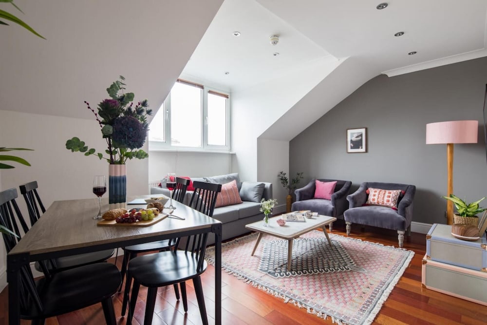 The Cromwell Road Escape Modern & Central 1bdr Flat With Rooftop Terrace
