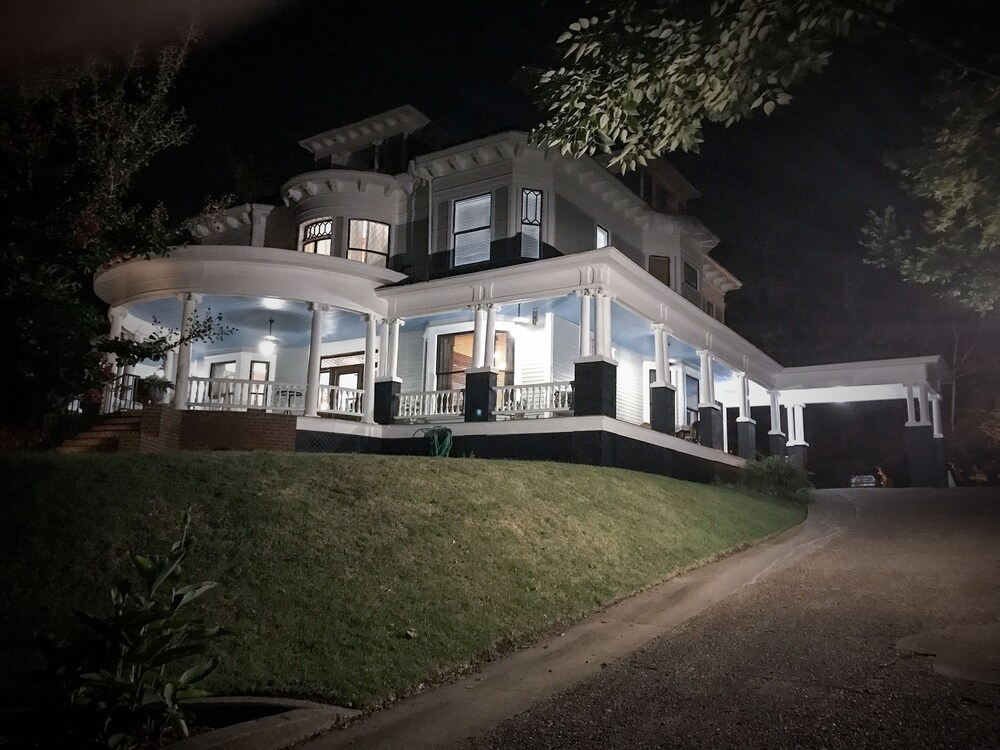 Edwardian Inn - photo 47