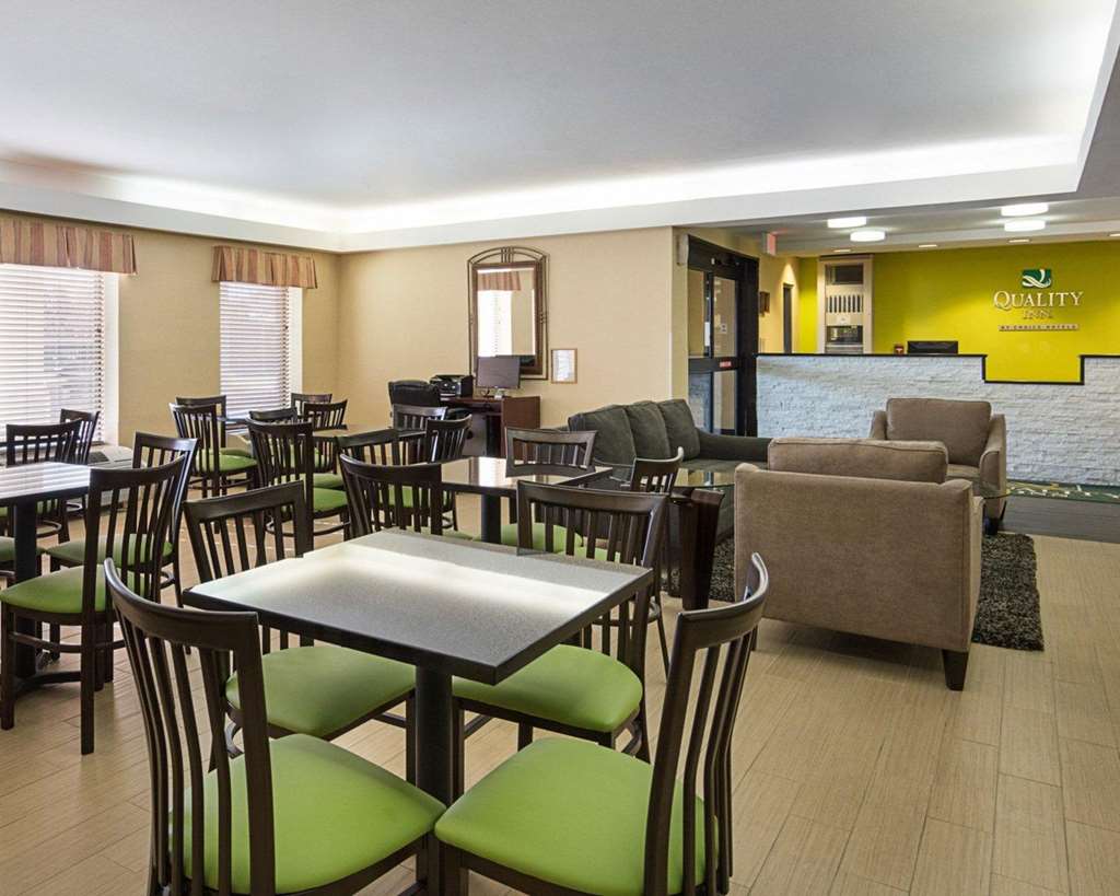 Quality Inn Richmond Airport - photo 24