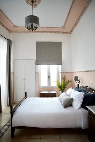 Apiro Syros - carbon neutral hotel in Ermoupolis