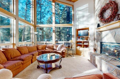 25 Topflite Ln in Sunriver, United States