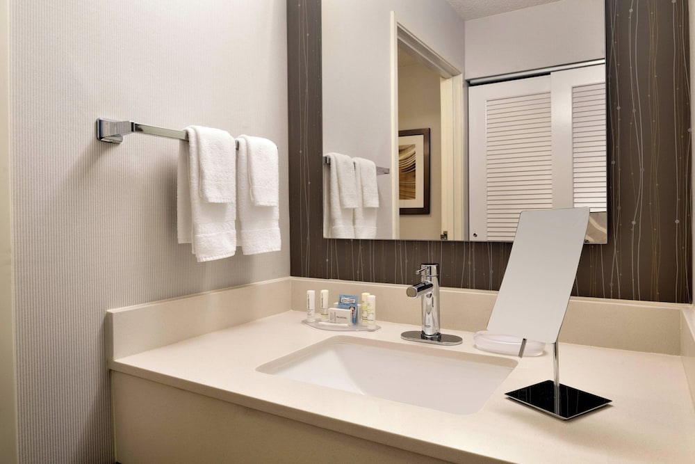 Courtyard by Marriott Dayton Beavercreek - photo 26