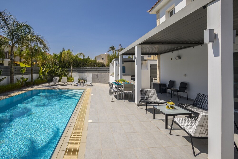 Protaras Villa Sandy Toes