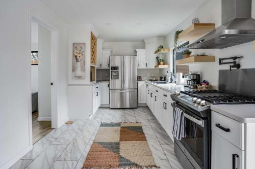 1br Retreat Private Patio And Huge Soaking Tub