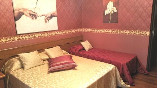 Petite Maison — 4-Star Luxury Hotel in Rome, Italy
