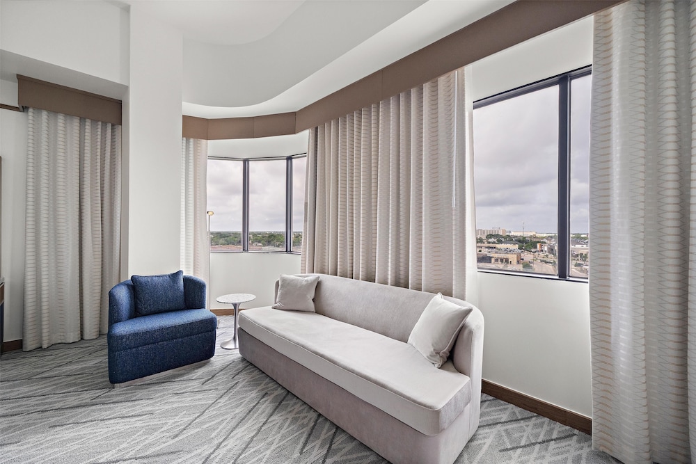 Hilton College Station & Conference Center - photo 34