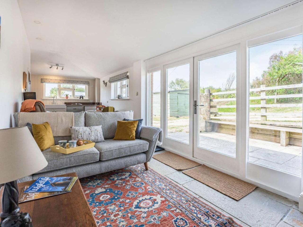 1 Bed in Ventnor oc 85978 in Ventnor, United Kingdom