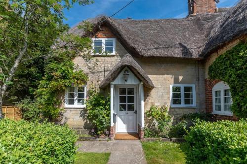 Alba Cottage Wilcot Pewsey — 4-Star Luxury Hotel in Pewsey, United Kingdom