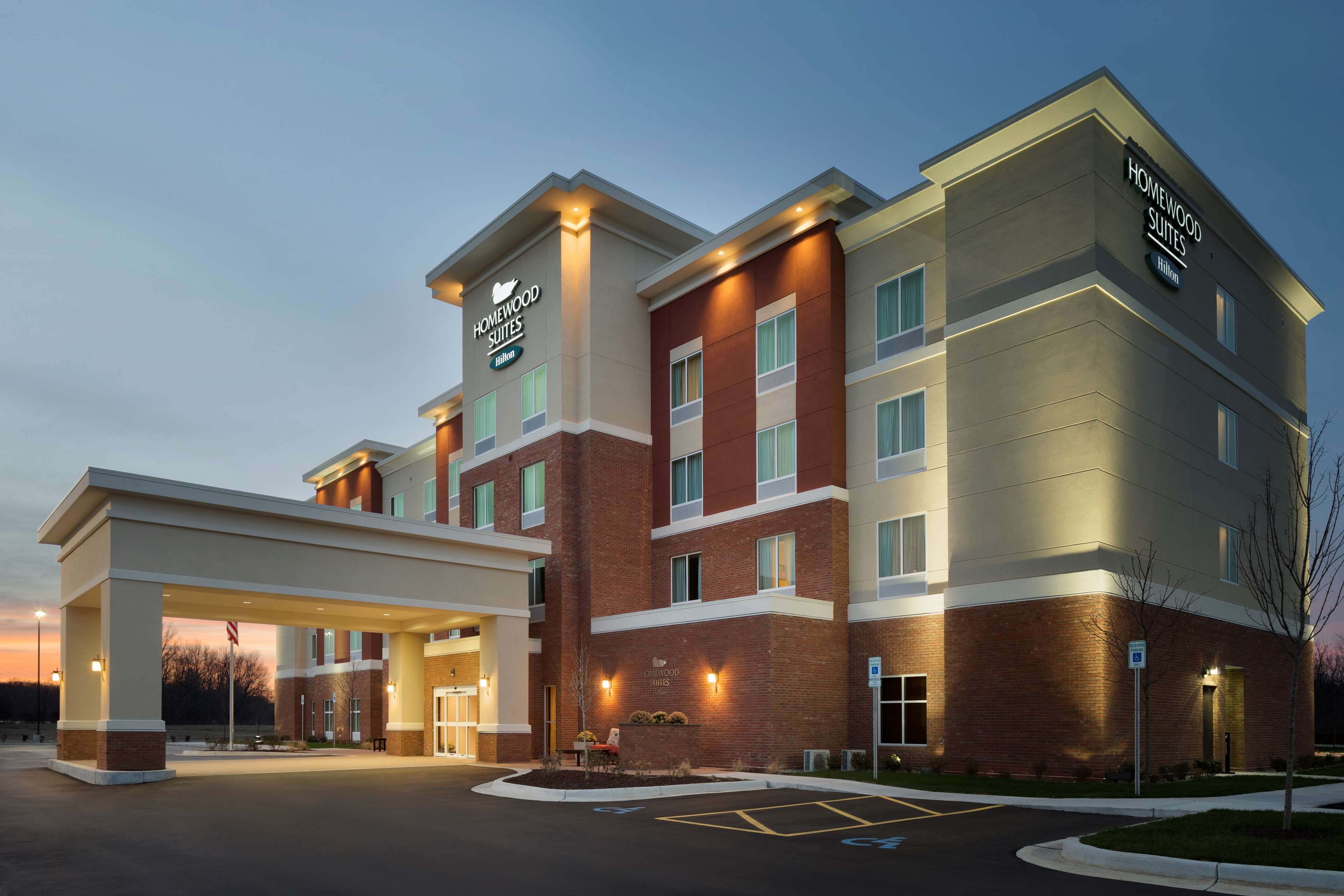 Homewood Suites by Hilton Kalamazoo Portage - photo 4