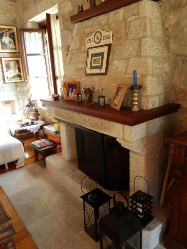 Leonidio Stone House — Leonidio — photo 2