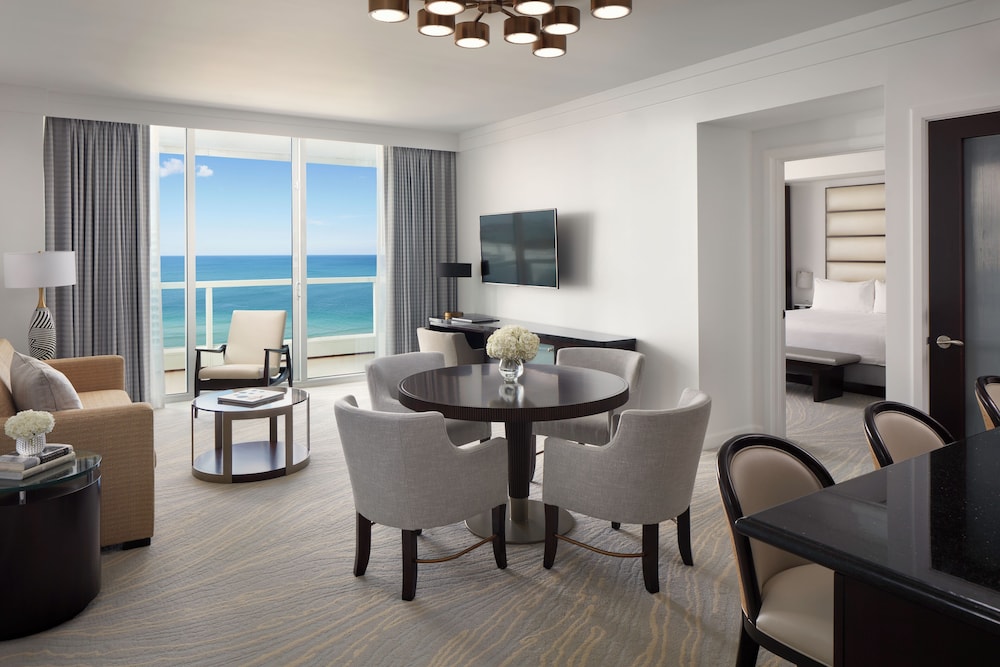 Fontainebleau Miami Beach - photo 18