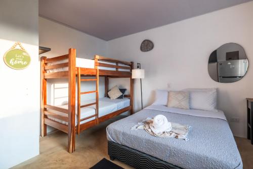 Zen Studio - carbon neutral hotel in Jaco