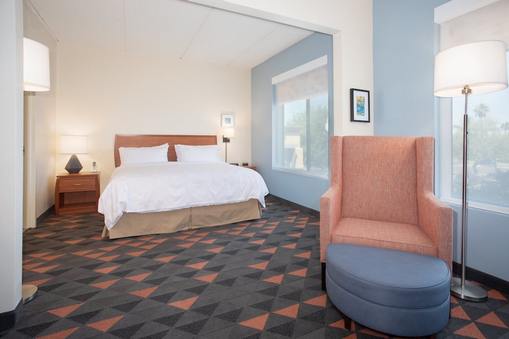 Holiday Inn & Suites Goodyear West Phoenix Area by IHG - photo 16