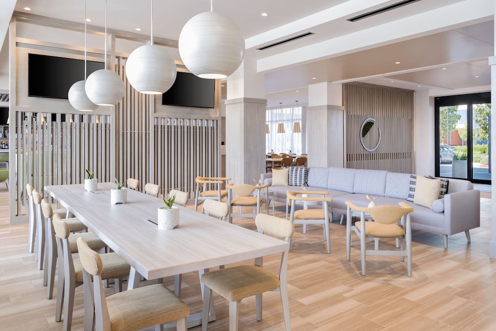 Element San Jose Airport - photo 4