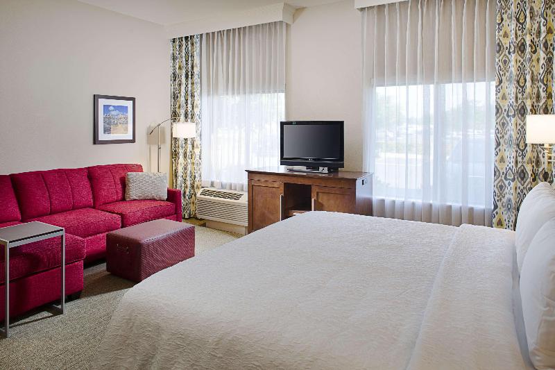 Hampton Inn & Suites Palmdale - photo 100