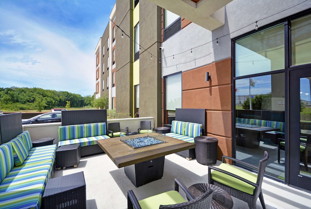 Home2 Suites by Hilton Dallas DeSoto - photo 40