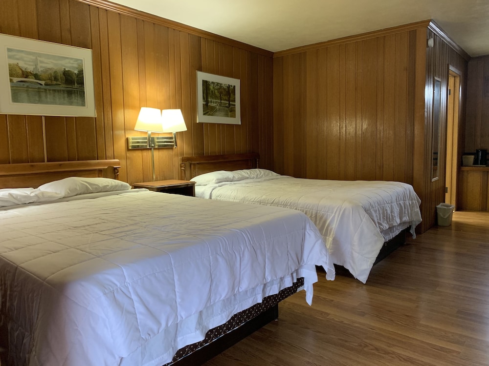 Lincoln Lodge - photo 5